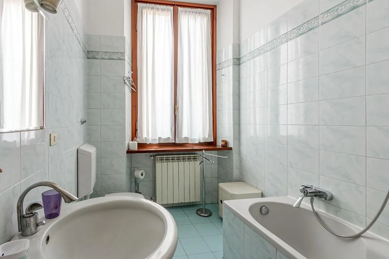 Apartment Maroncelli- 2062 By Halldis Milan